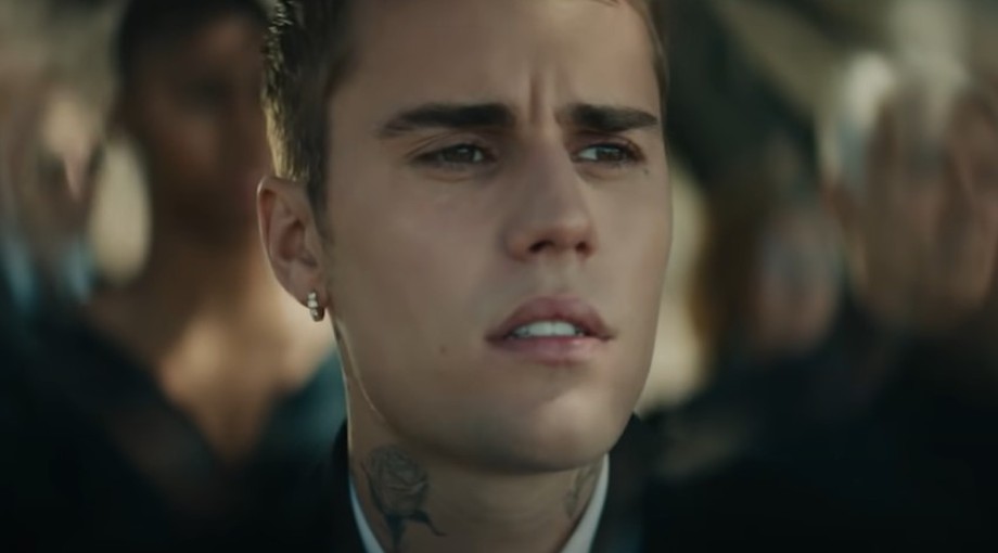 justin-bieber-ghost-video.jpg